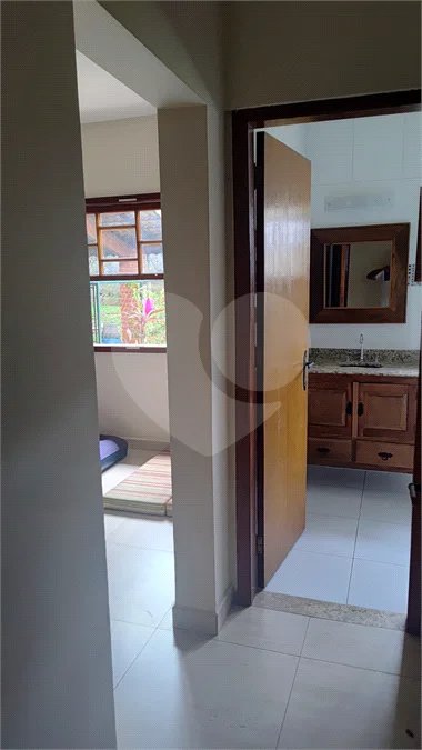 Casa à venda com 3 quartos, sendo 2 suítes, no condomínio Cafezal VI, Itupeva - SP