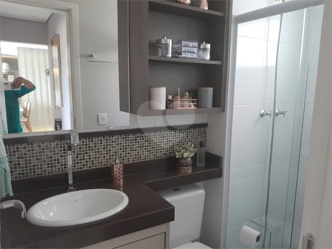 Apartamento à venda com 3 quartos, sendo 1 suíte,  em Jardim Bandeirantes, Louveira, SP