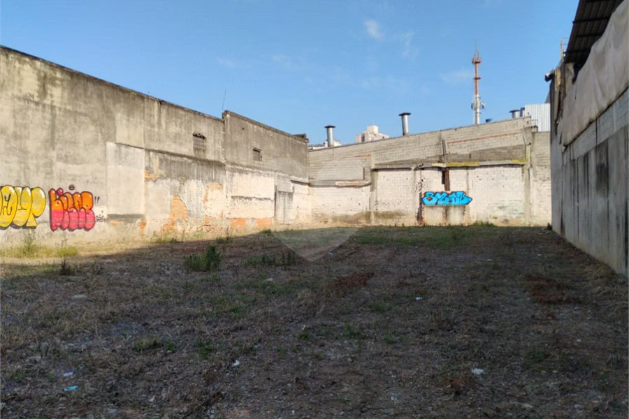 Terreno de 828 m² à venda no Ipiranga — Excelente oportunidade para investidores!