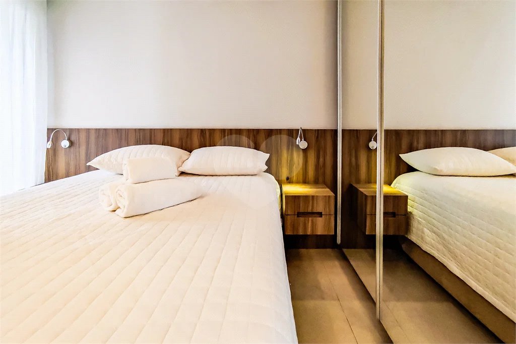Apartamento totalmente mobiliado com ar-condicionado localizado no coração do Brooklin!!!