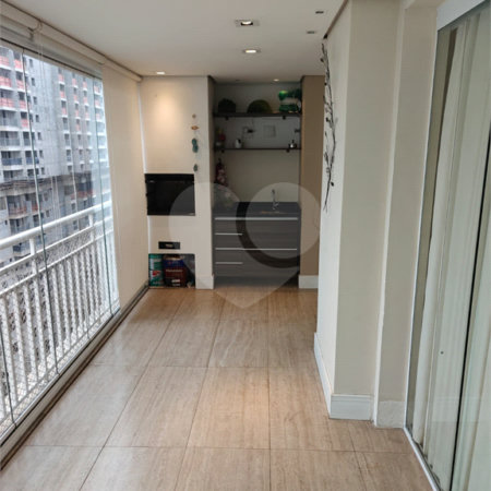 Apartamento à Venda na Mooca – 126 m², 3 Suítes (1 com Banheira), Varanda Gourmet, Andar Alto, Porteira Fechada