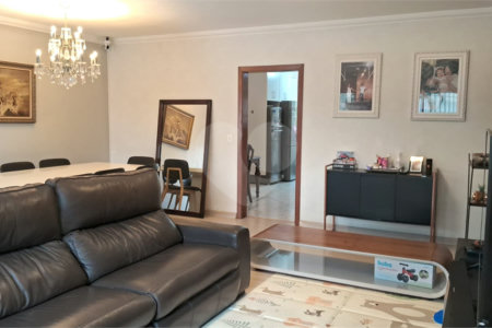 Apartamento a venda na Aclimação com 4 dormitórios e 2 vagas.