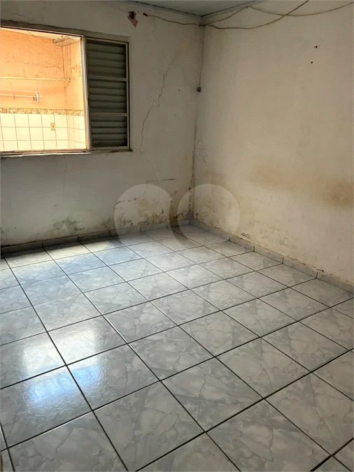Casa Ampla e Versátil na Vila Marcelino — Excelente Espaço e Pronta para Ocupação Imediata!