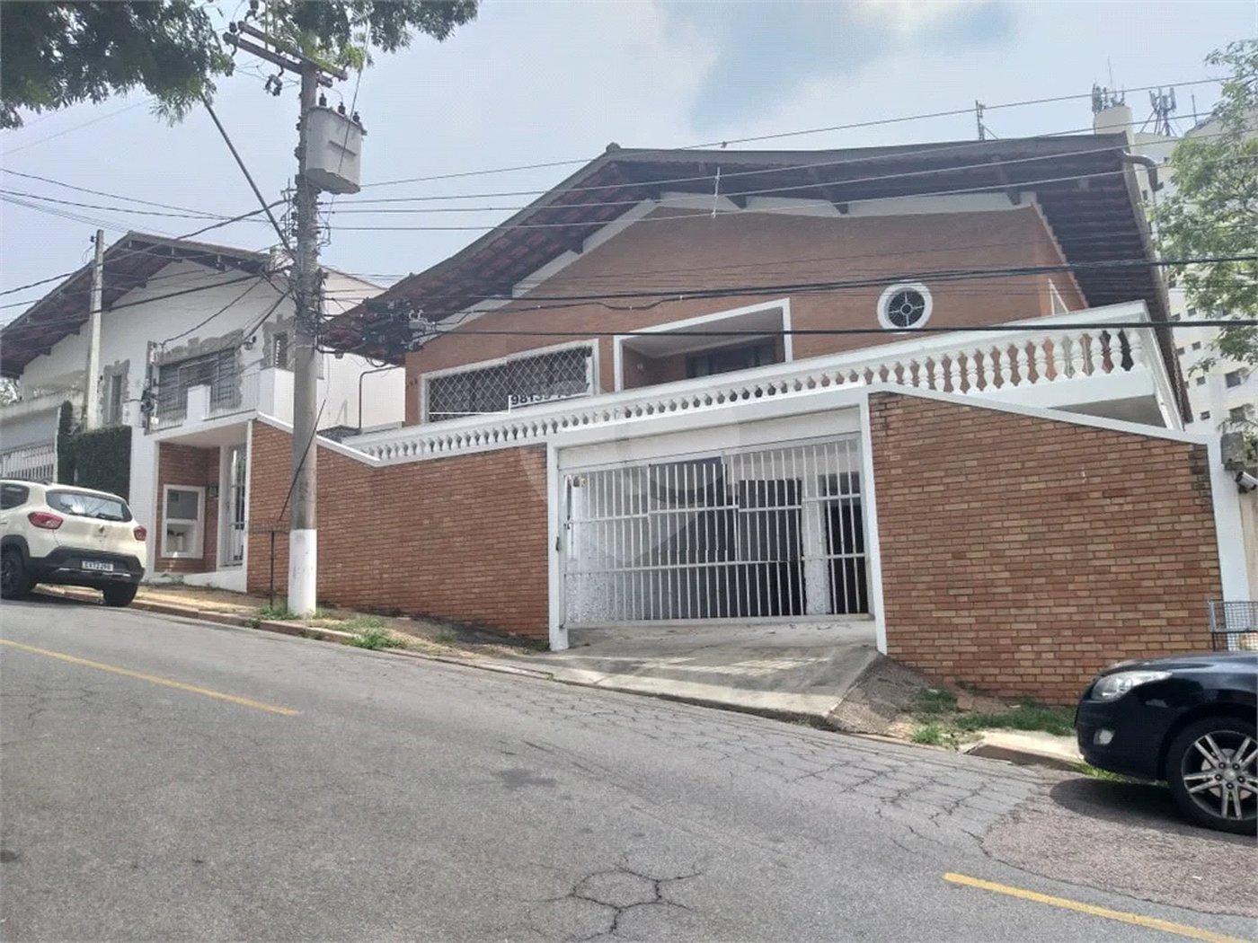 Casa à venda com 4 quartos, sendo 1 suíte,  no Centro, Vinhedo, SP