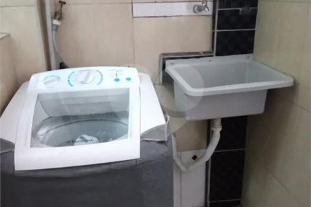 Apartamento 1 dorm, sala, cozinha, banheiro a venda no Centro