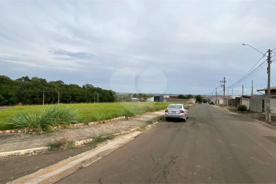 Quadra à venda na av. Rio das Pedras com 3.444 m² divido em 13 lotes bairro Altos do Taquaral