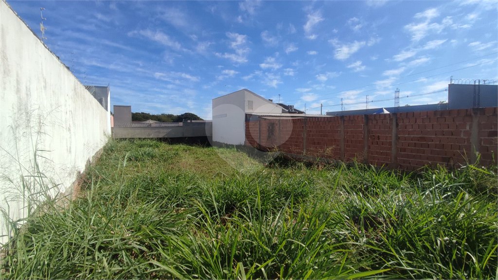 Terreno à venda no bairro Jardim Embaré, em São Carlos/SP