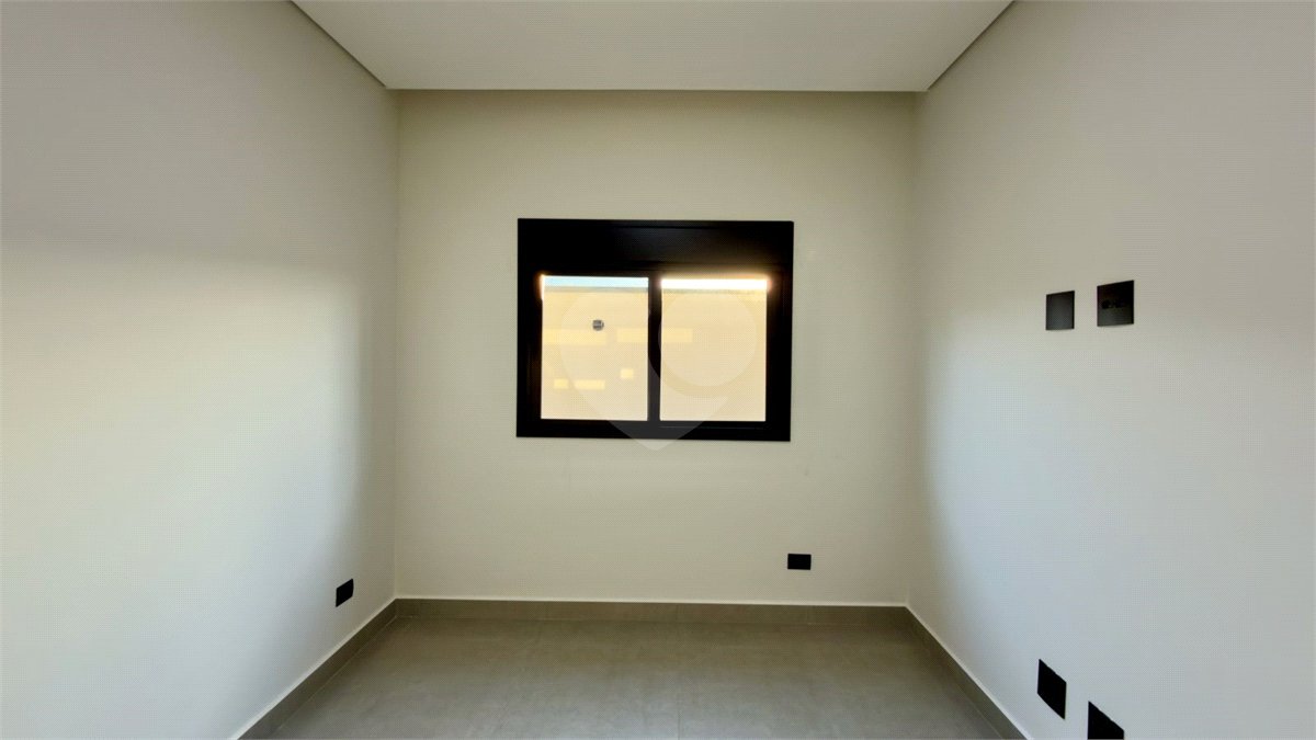 Casa térrea 3 dormitórios (3 suítes), espaço gourmet, piscina, 2 vagas garagem, condomínio fechado com ampla área lazer
