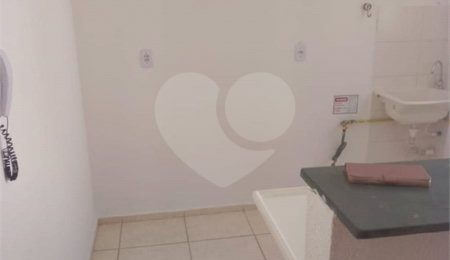 Apartamento à venda com 2 quartos em Parque Fehr, São Carlos, SP