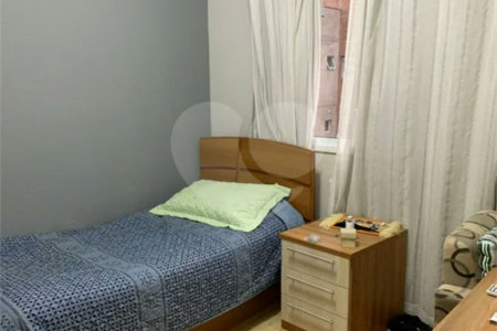 Apartamento com 130m² , 3 dormitórios , sendo 1 suíte , 2 vagas , à venda no bairro Campestre em Santo André.