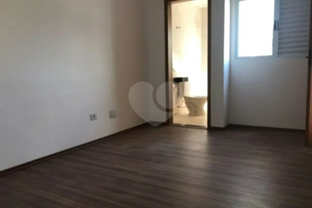 Casa à venda na Vila Matilde com 100m² 2 quartos 2 suítes 2 vagas