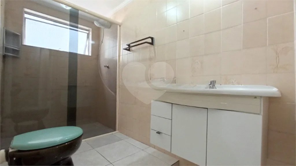 APARTAMENTO 2 QUARTOS (+1 REV.) MOBILIADO P/ALUGAR NO GUARUJÁ/PITANGUEIRAS 96m2 VISTA MAR