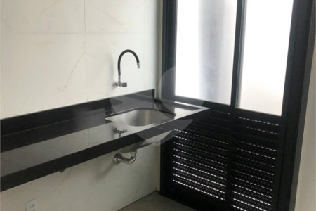 Casa à venda com 3 suítes no condomínio Parque Faber IV, São Carlos - SP