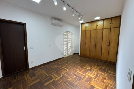 Imóvel comercial á venda, com 766m2 de terreno, em São Carlos-SP