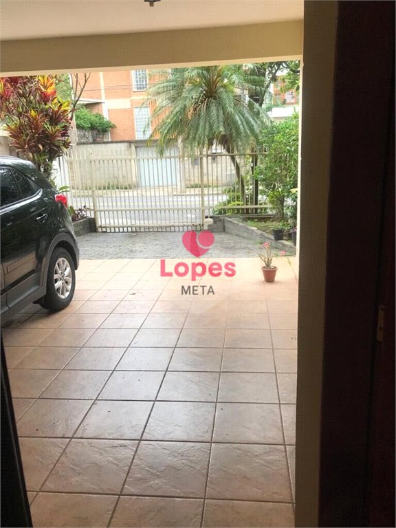 Excelente Casa a Venda no Bairro Jardim Esplanada, 3 dormitórios, sendo 2 suites São José do Campos