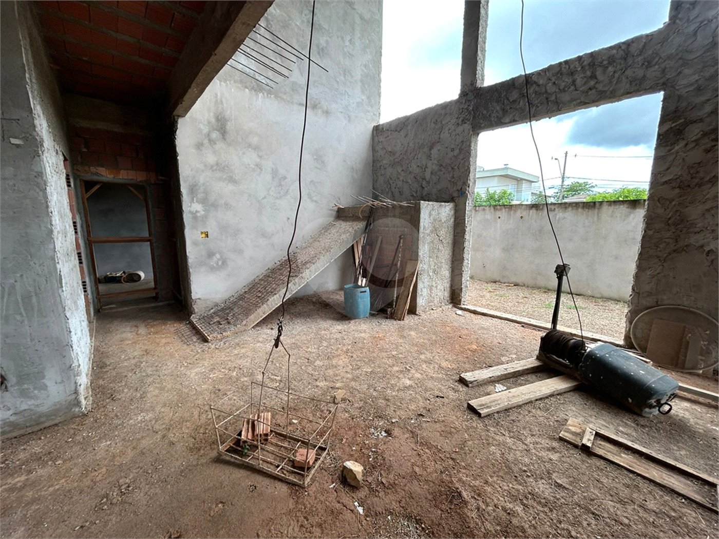 Casa à Venda de 3 dormitórios no condomínio damha II em São Carlos,