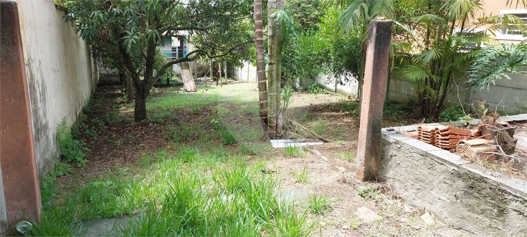 Terreno à venda no Jardim dos Pinheiros, Atibaia