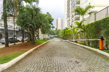 Apartamento para venda no Alto da Moóca, com 178 m², 3 suítes, 3 vagas.