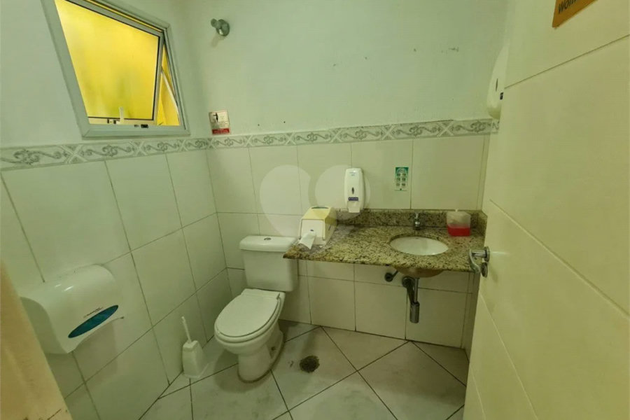 Sala à venda em Jardim Bela Vista, Santo André, SP