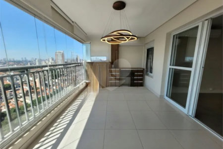 Apartamento à venda com 3 quartos, sendo 2 suítes, em Cambuci, São Paulo, SP
