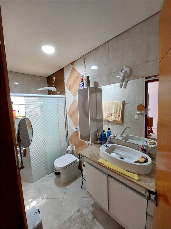 Casa residencial com ponto comercial a venda no Centro