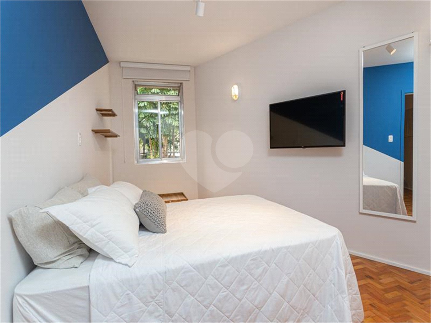 Excelente oportunidade para reformar e ficar com o apartamento dos seus sonhos!