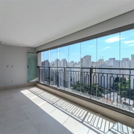 Apartamento para venda em Moema com 3 quartos, sendo 3 suítes, 2 vagas, 149 m²