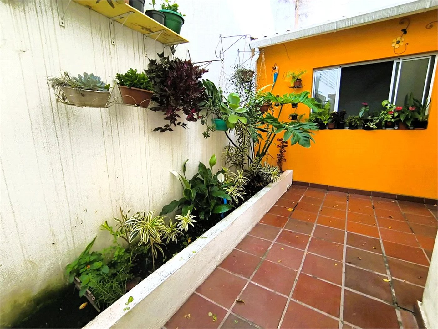 Sobrado à venda com 4 quartos, sendo 2 suítes, em Vila Morse, São Paulo, SP