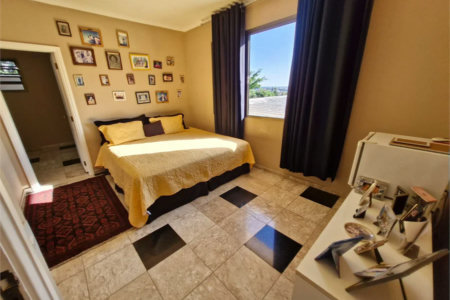 Casa à venda com 4 suítes no condomínio Villa Viana II, Cotia - SP