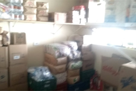 Casa térrea para venda ou locação no Santa Felícia.