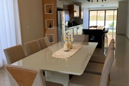 Casa MOBILIADA com 3 dormitórios, 226 m² - venda - Altos de São Roque - São Roque/SP