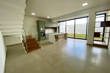 Sobrado á venda com 03 suítes, no Residencial Villeneuve em São Carlos-SP.