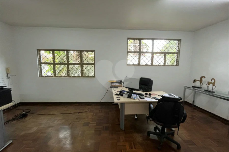 Casa Térrea c/ 4 quartos Venda – Vila Monteiro (Localização Nobre)