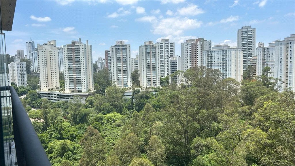 Apartamento à venda com 2 suítes em Parque Reboucas, São Paulo, SP