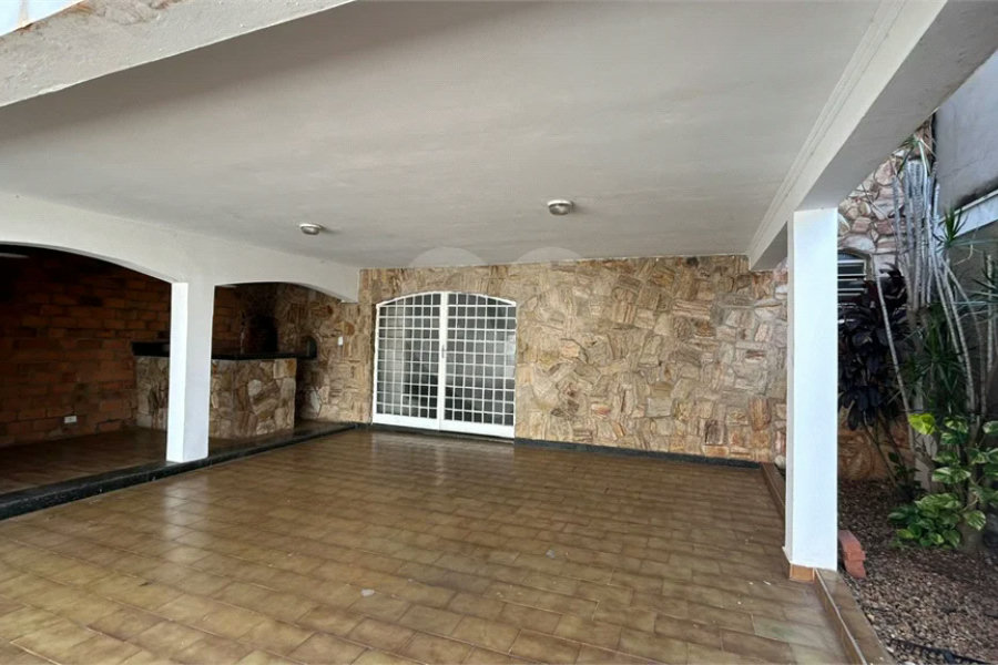 Venda Casa com 4 Dormitórios no Parque Santa Cecília