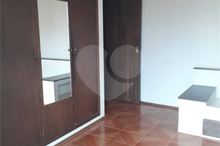 Casa de 3 andares à Venda no Jardim Cardinalli
