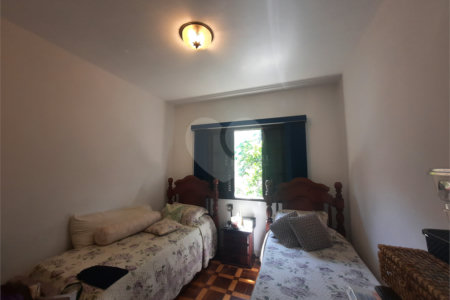 Casa com 4 quartos e 3 suítes com ótimo lazer no Jardim Marajoara