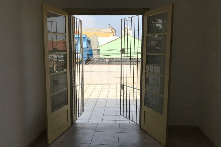 Sobrado à venda com 3 quartos em Vila Nivi, São Paulo, SP