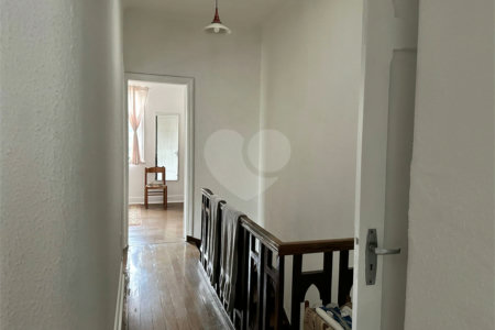 Sobrado à venda na Liberdade, 220 m², 5 dormitórios e 1 vaga, próximo Pq Aclimação, Aceita permuta