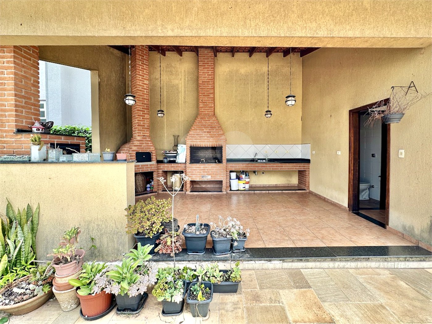 Casa á venda – Granja Viana