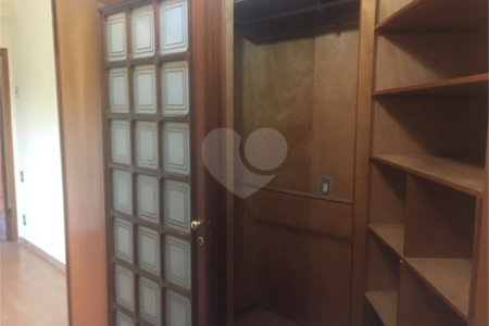 Apartamento para alugar com 3 quartos, sendo 1 suíte, em Brooklin, São Paulo, SP
