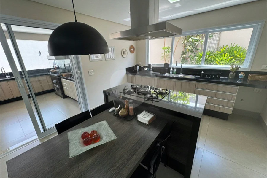 Casa de alto padrão à venda no Morada do Engenho em Piracicaba - SP.