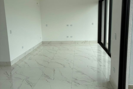 Sobrado à venda com 3 quartos, sendo 1 suíte, em Parque Rizzo, Cotia - SP
