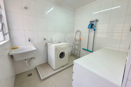 Casa à venda ou para alugar com 3 quartos, sendo 1 suíte,  no condomínio Terras de São Francisco, Vinhedo - SP