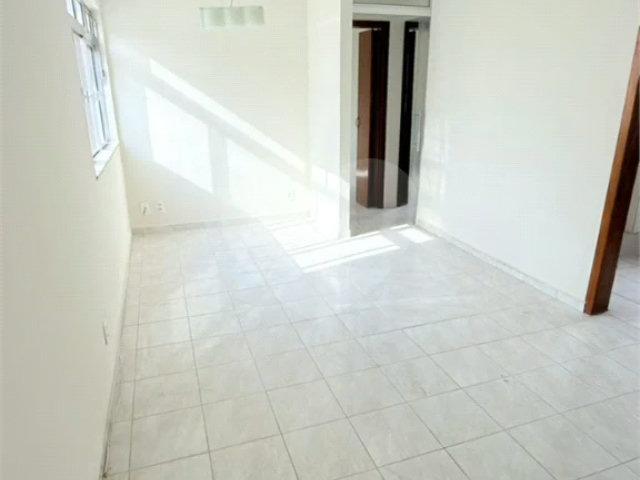 Apartamento à venda com 2 quartos em Jardim Íris, São Paulo, SP