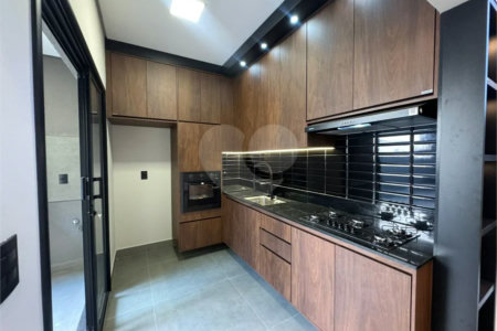 Casa Moderna / Jardim Residencial Nova Veneza
