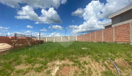 Terreno à venda no condomínio Residencial Villeneuve, São Carlos - SP