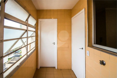 Apartamento a Venda no Condomínio Edifício Guarujá em Campinas/SP