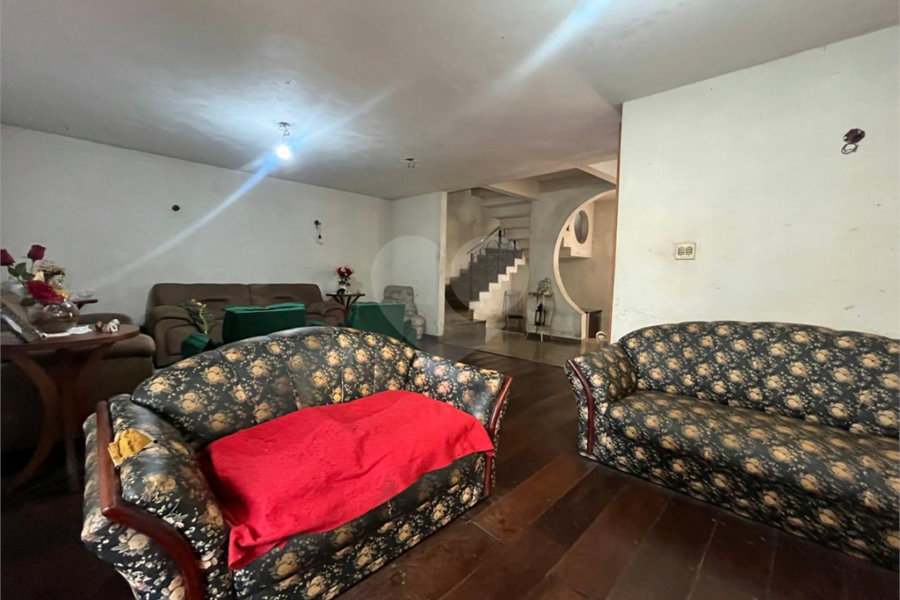 Sobrado à venda com 3 quartos, sendo 2 suítes,  em Palmas do Tremembé, São Paulo, SP