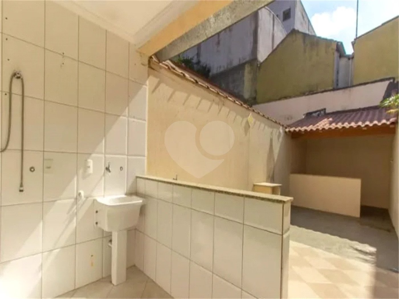 Casa à venda com 3 suítes em Chácara Mafalda, São Paulo, SP